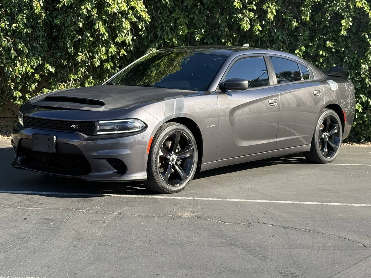 Used 2018 Dodge Charger R/T RWD image 4