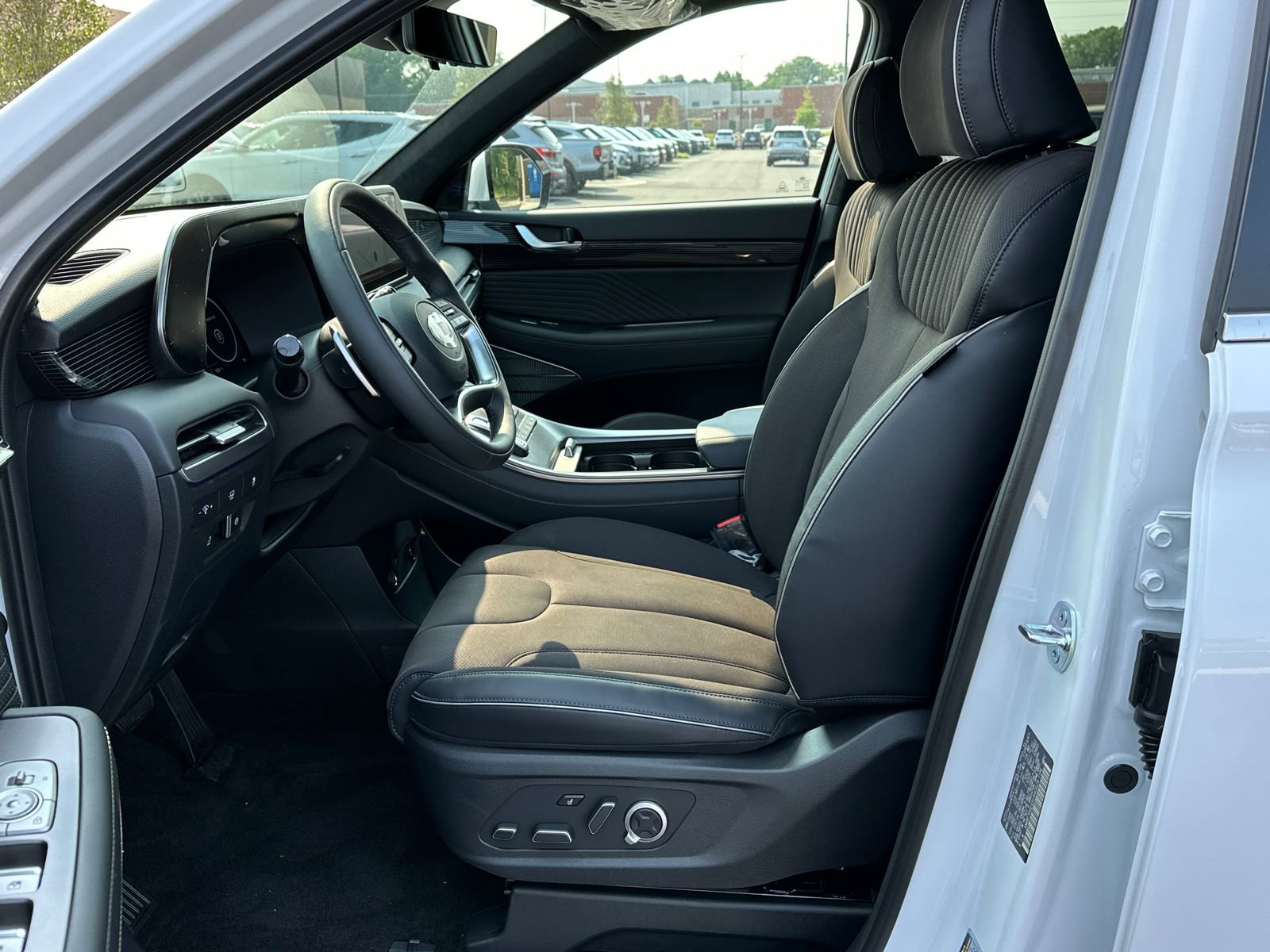 New 2025 Hyundai Palisade Calligraphy image 9