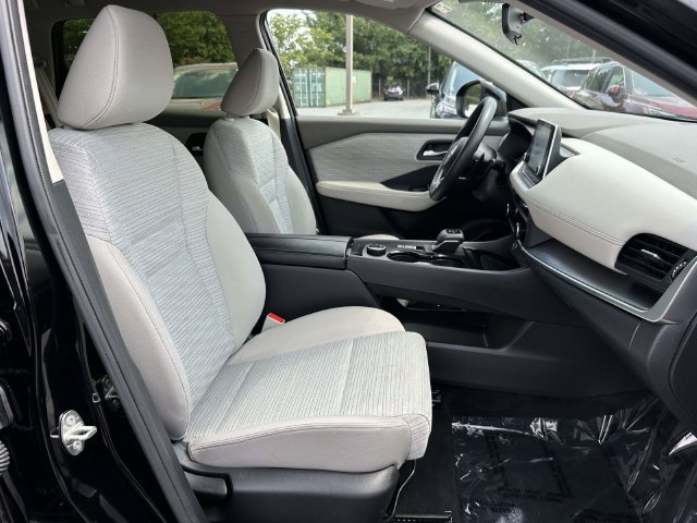 Used 2023 Nissan Rogue SV AWD/4WD image 11