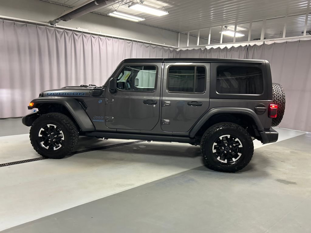 Used 2025 Jeep Wrangler Unlimited Rubicon 4xe w/ Convenience Group image 4