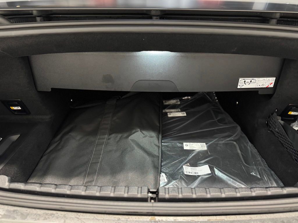 Used 2026 BMW M850i xDrive Convertible w/ M Sport Professional Package image 32