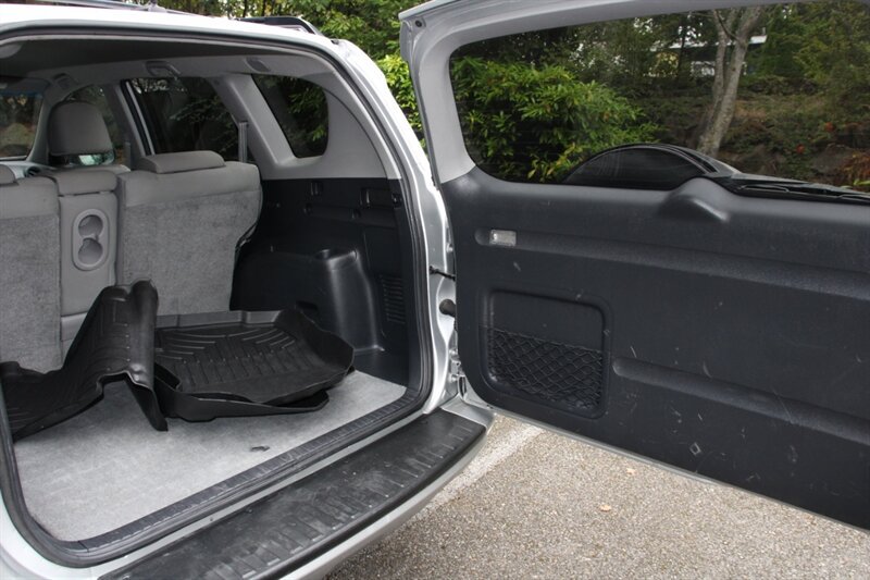 Used 2011 Toyota RAV4 4WD w/ Base L4 Extra Value Pkg image 16