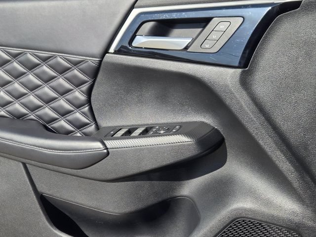 Used 2023 Mitsubishi Outlander SEL AWD/4WD image 23