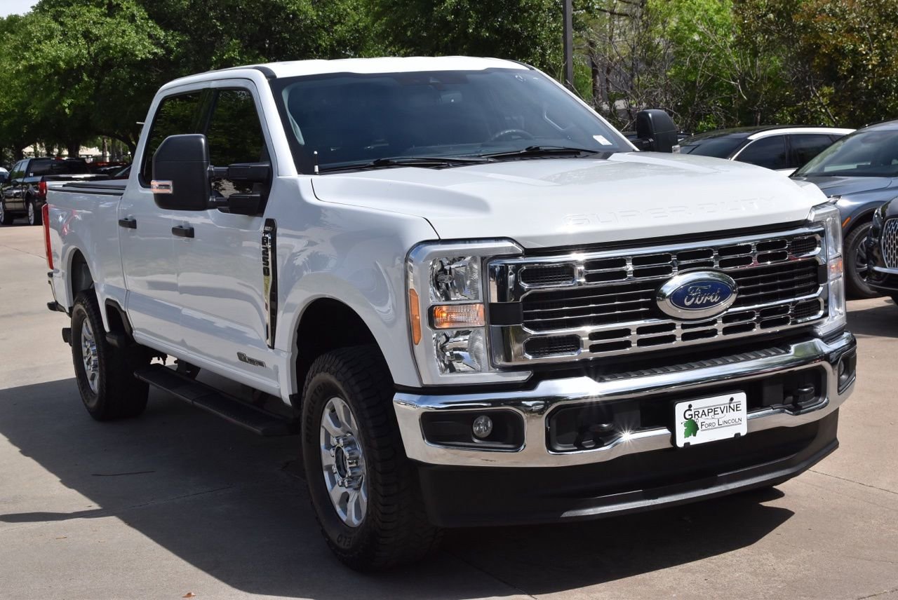 Used 2023 Ford F250 XLT w/ FX4 Off-Road Package image 4