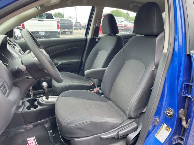 Used 2017 Nissan Versa SV FWD image 17