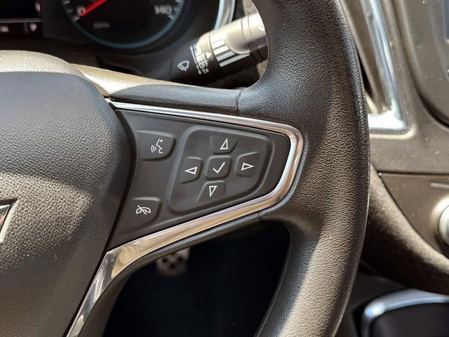 Used 2016 Chevrolet Malibu LT FWD image 21