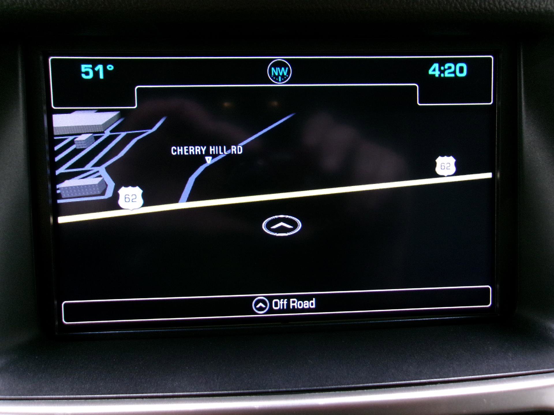 Used 2018 Chevrolet Suburban LT image 5