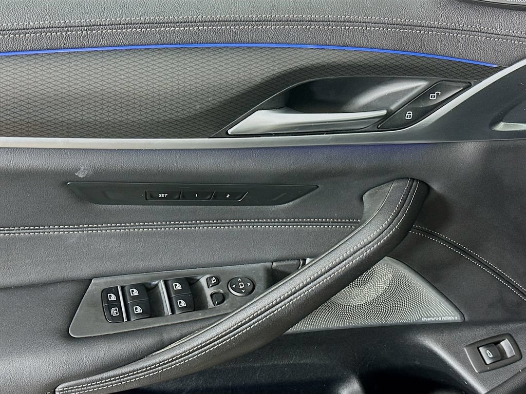 Used 2021 BMW M550i xDrive AWD/4WD image 24