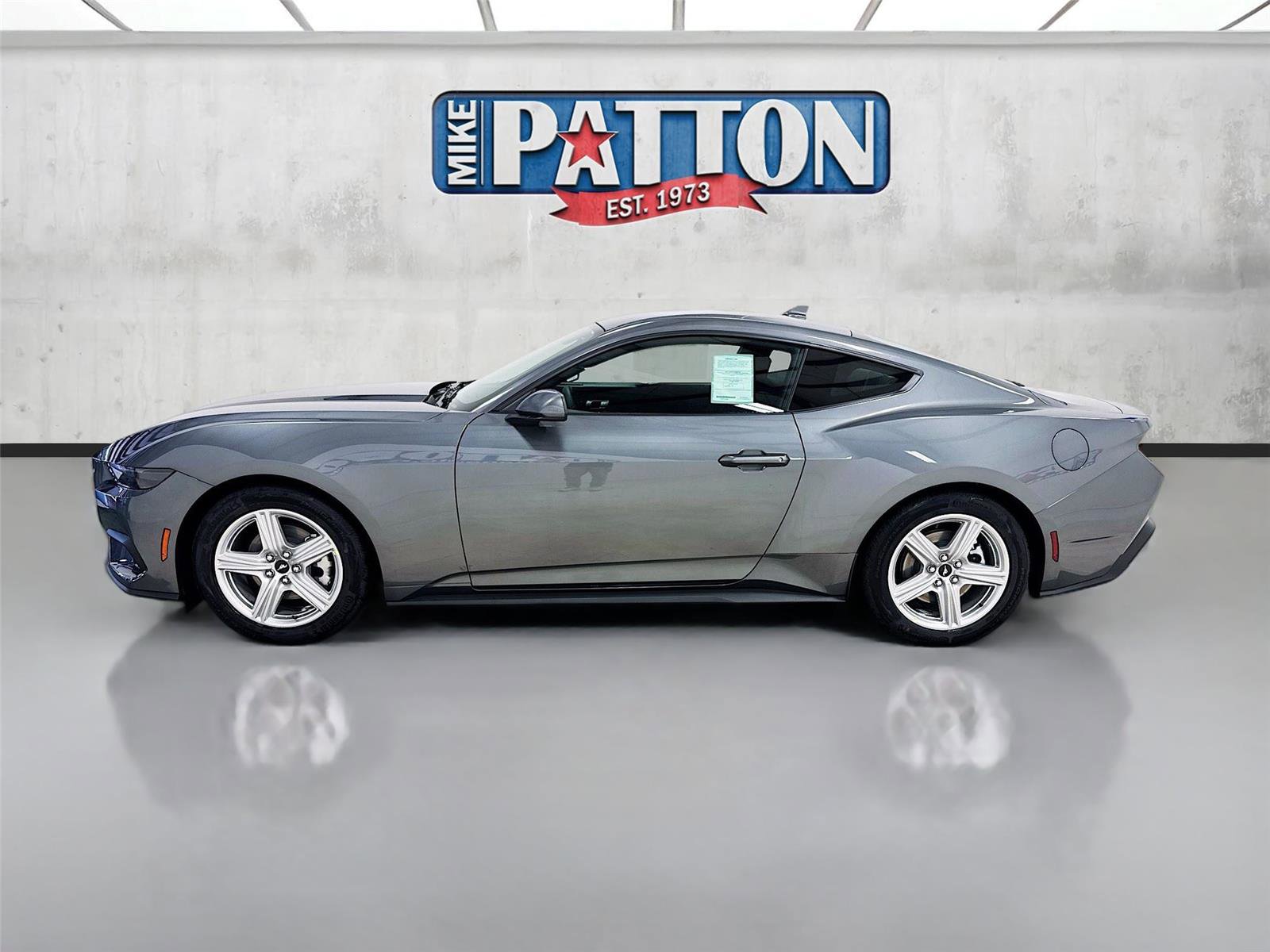 New 2026 Ford Mustang Coupe image 4