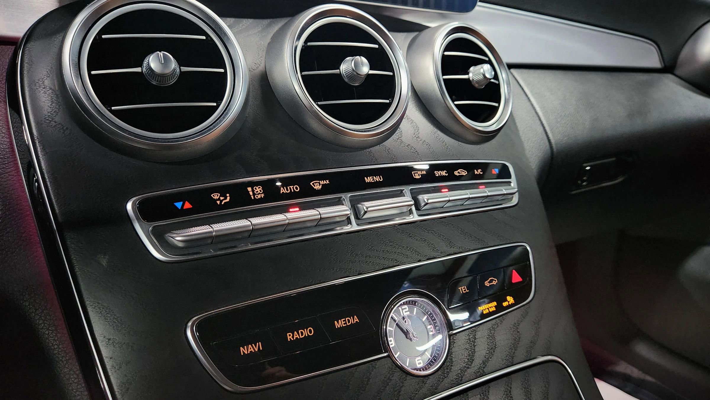 Used 2019 Mercedes-Benz C 300 4MATIC Coupe w/ AMG Line image 32