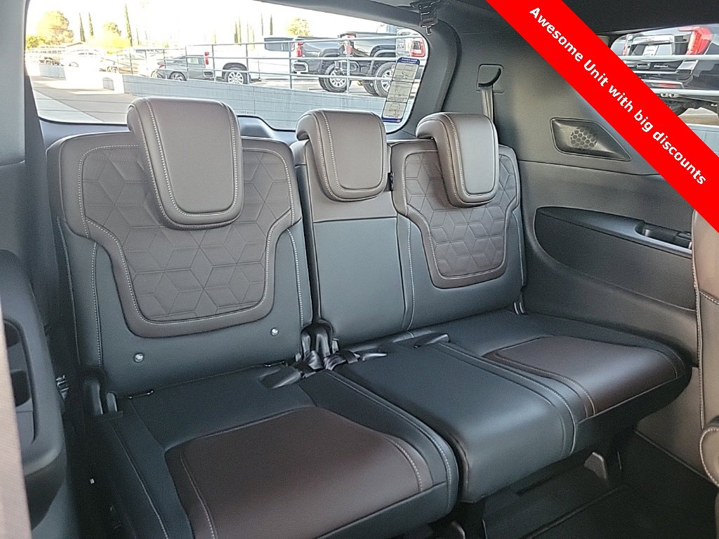 New 2025 Nissan Armada Platinum image 42