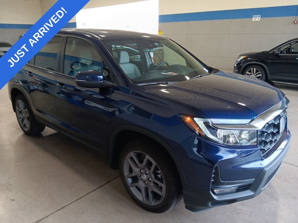 Certified 2023 Honda Passport EX-L image 2
