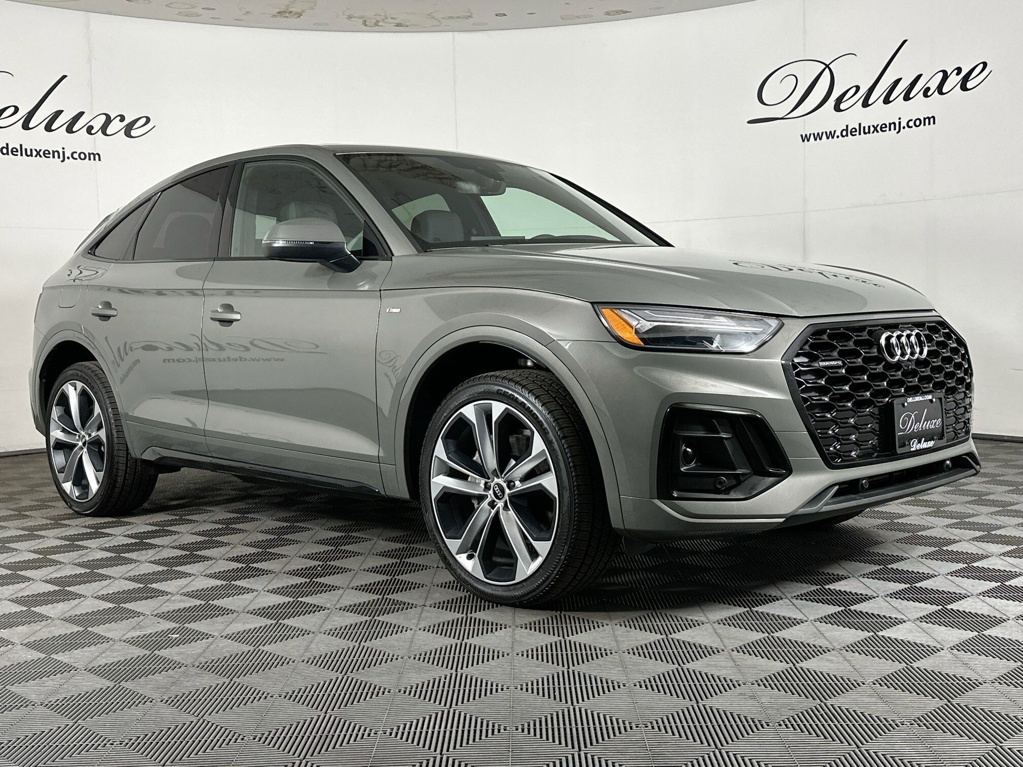 Used 2023 Audi Q5 2.0T Premium Plus AWD/4WD video 1