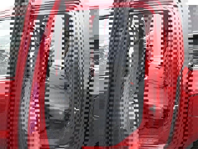 Used 2023 Nissan Frontier SV w/ Tow Package image 19