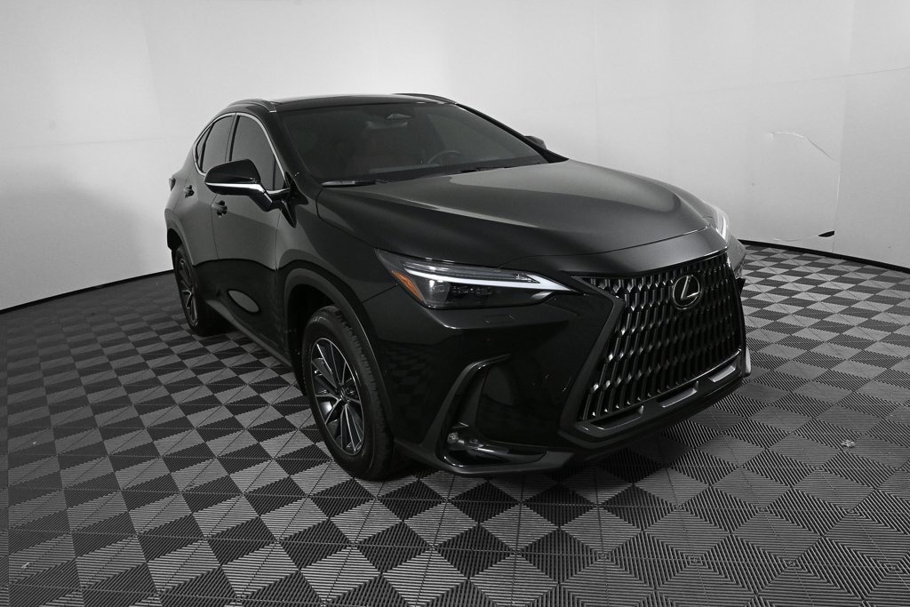 Used 2025 Lexus NX 300h AWD w/ Luxury Package image 23