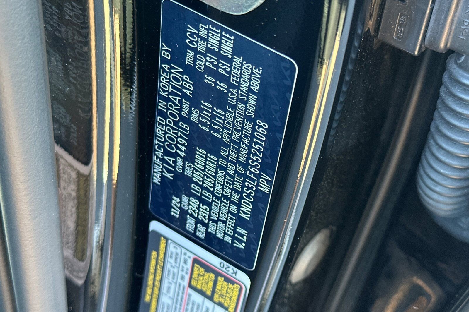 Certified 2025 Kia Niro EX w/ EX Cold Weather Package image 57