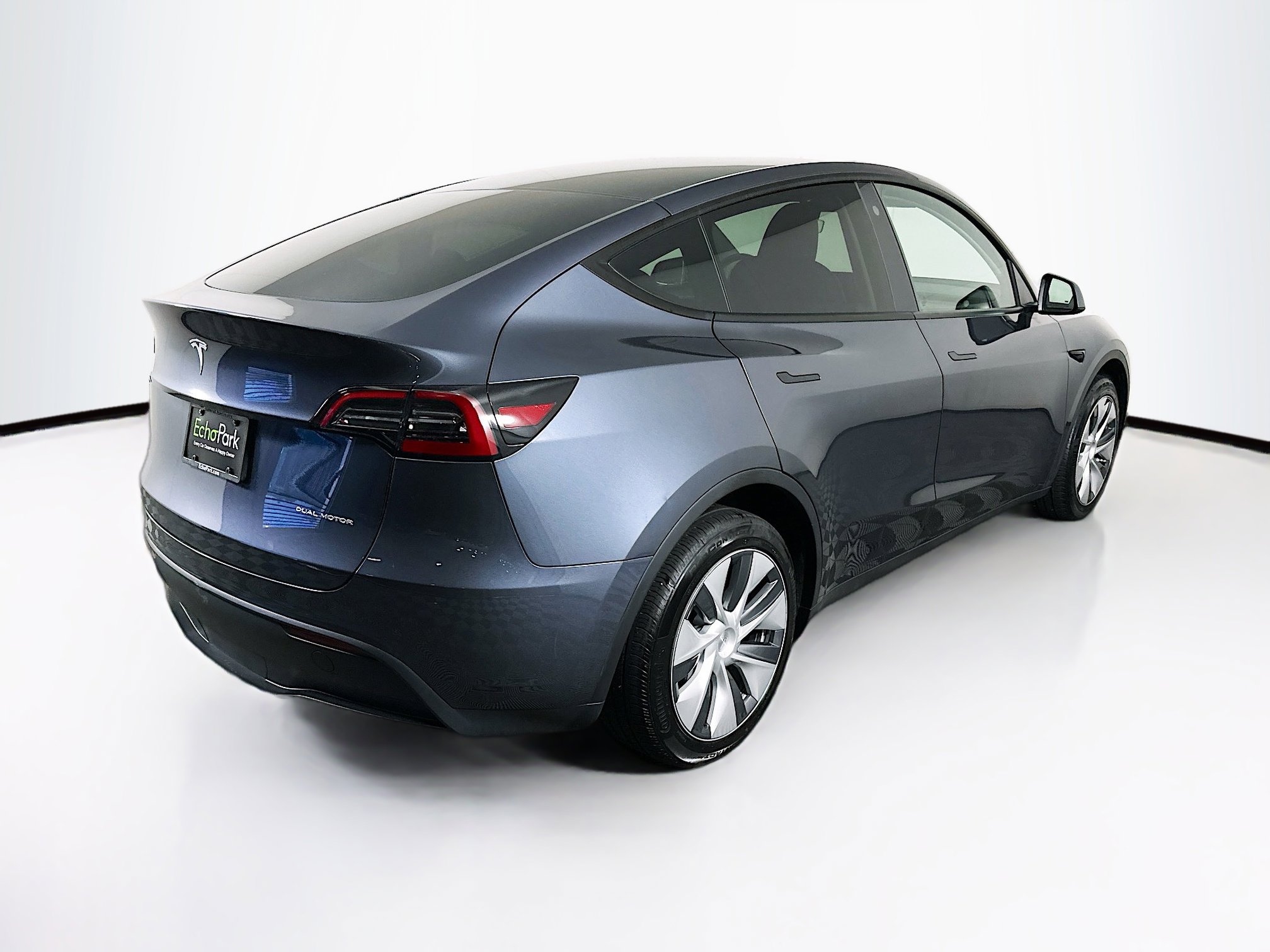 Used 2023 Tesla Model Y Long Range AWD/4WD image 9