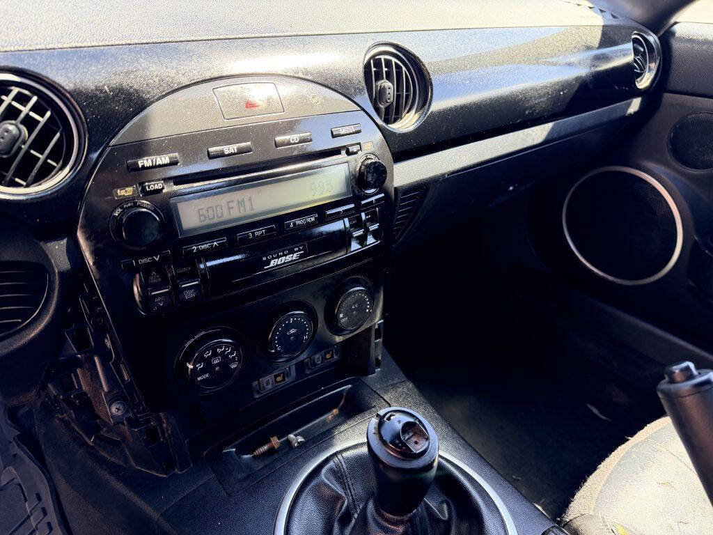 Used 2008 MAZDA MX-5 Miata Grand Touring w/ Premium Pkg RWD image 8