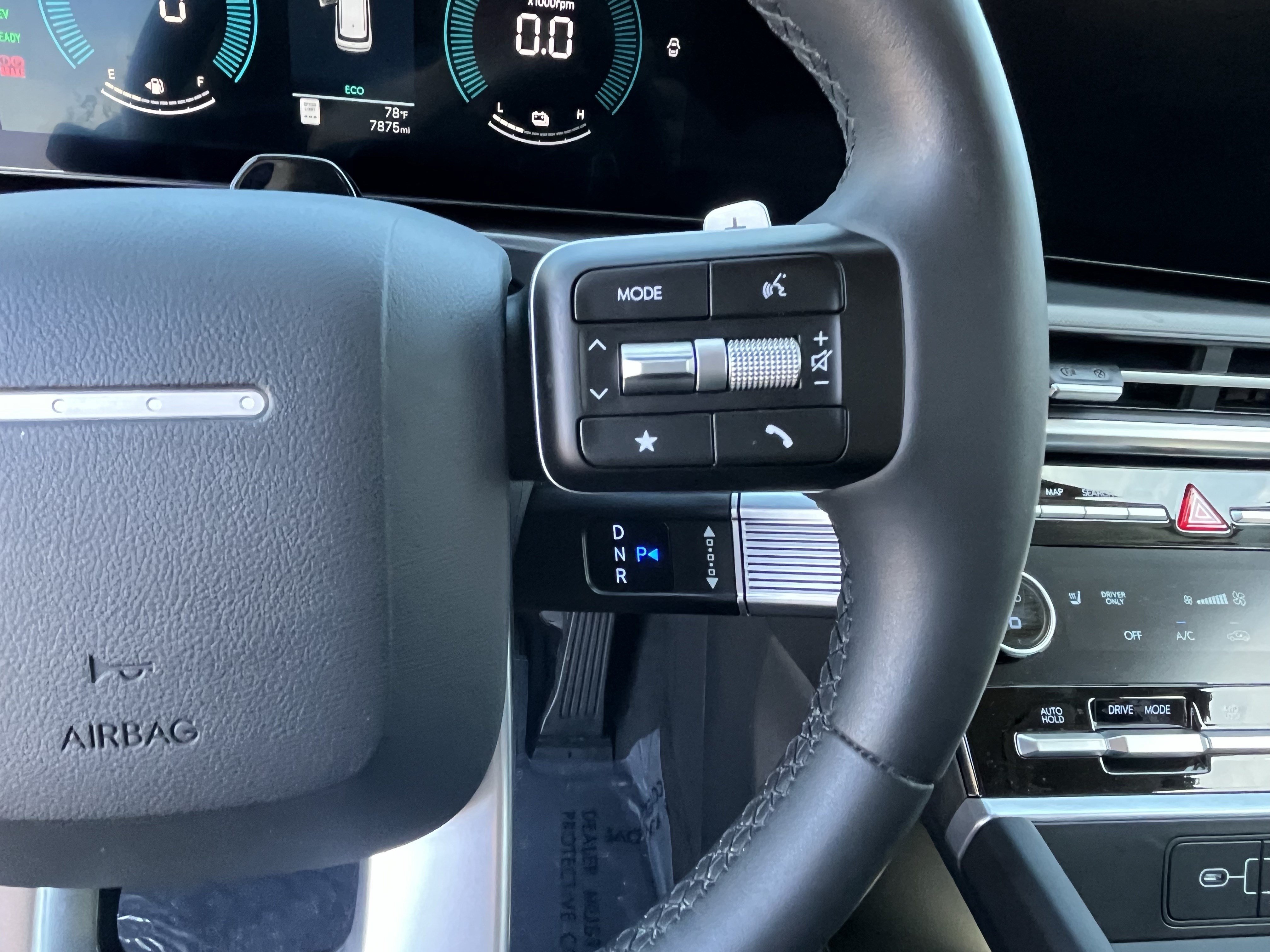 Used 2026 Hyundai Santa Fe SEL AWD/4WD image 19