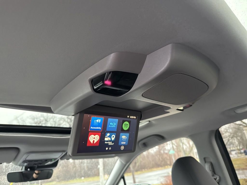 Used 2022 Honda Pilot Elite image 22