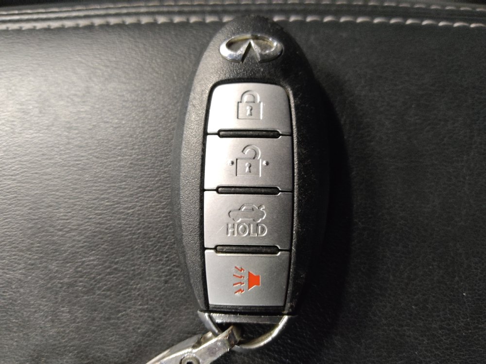 Used 2015 INFINITI Q50 Premium w/ Deluxe Touring Package RWD image 32