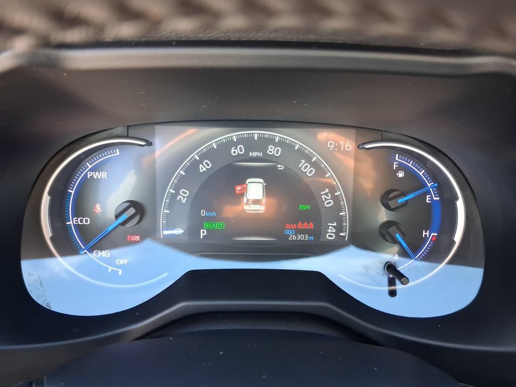 Used 2023 Toyota RAV4 XSE AWD/4WD image 17