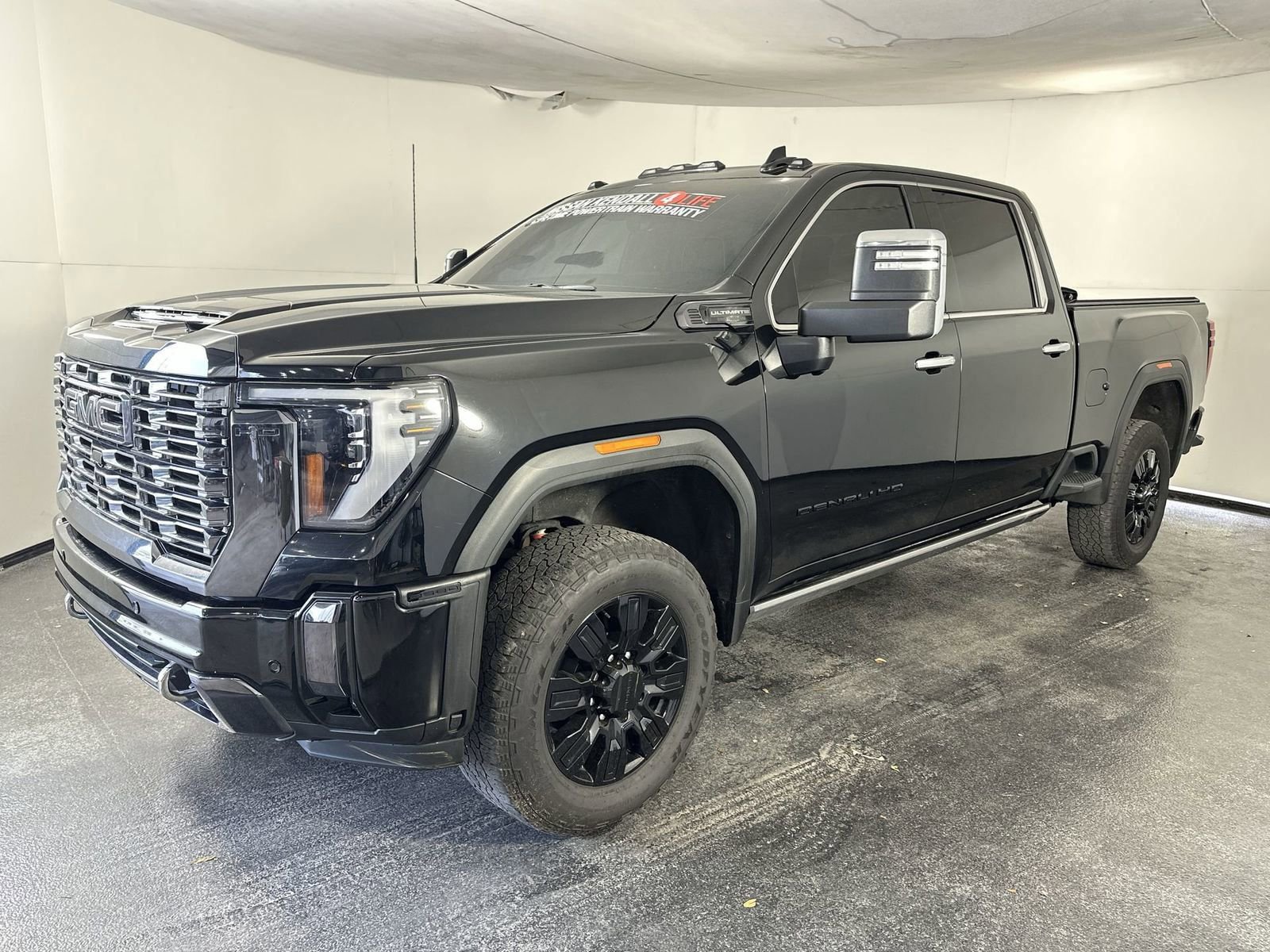 Used 2024 GMC Sierra 2500 Denali Ultimate image 6