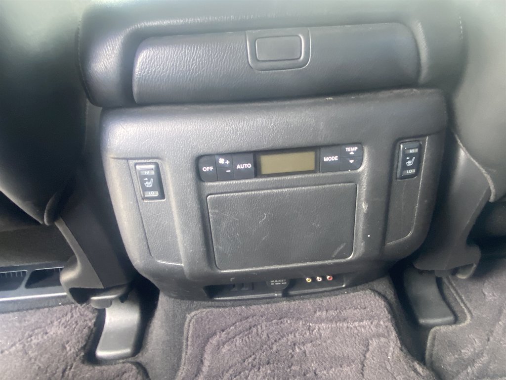 Used 2017 Nissan Armada Platinum AWD/4WD image 19