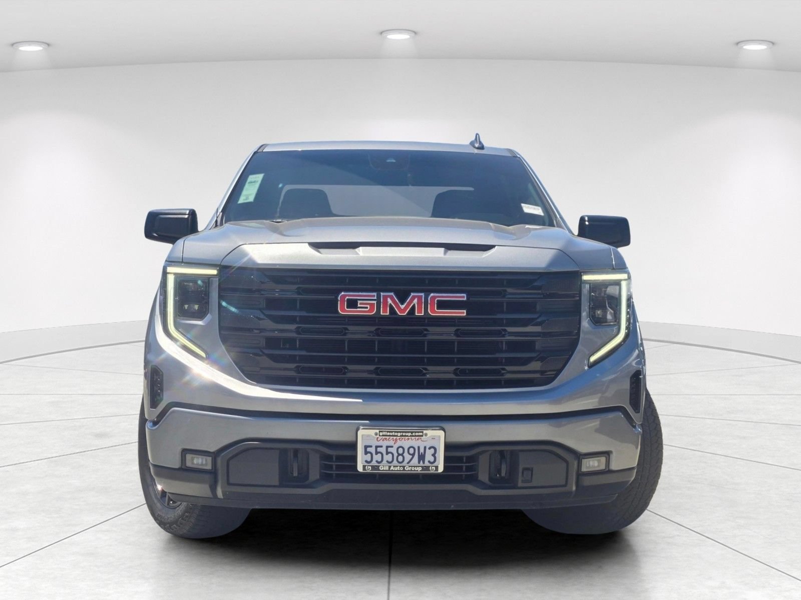 Used 2023 GMC Sierra 1500 Elevation w/ X31 Off-Road Package AWD/4WD image 2