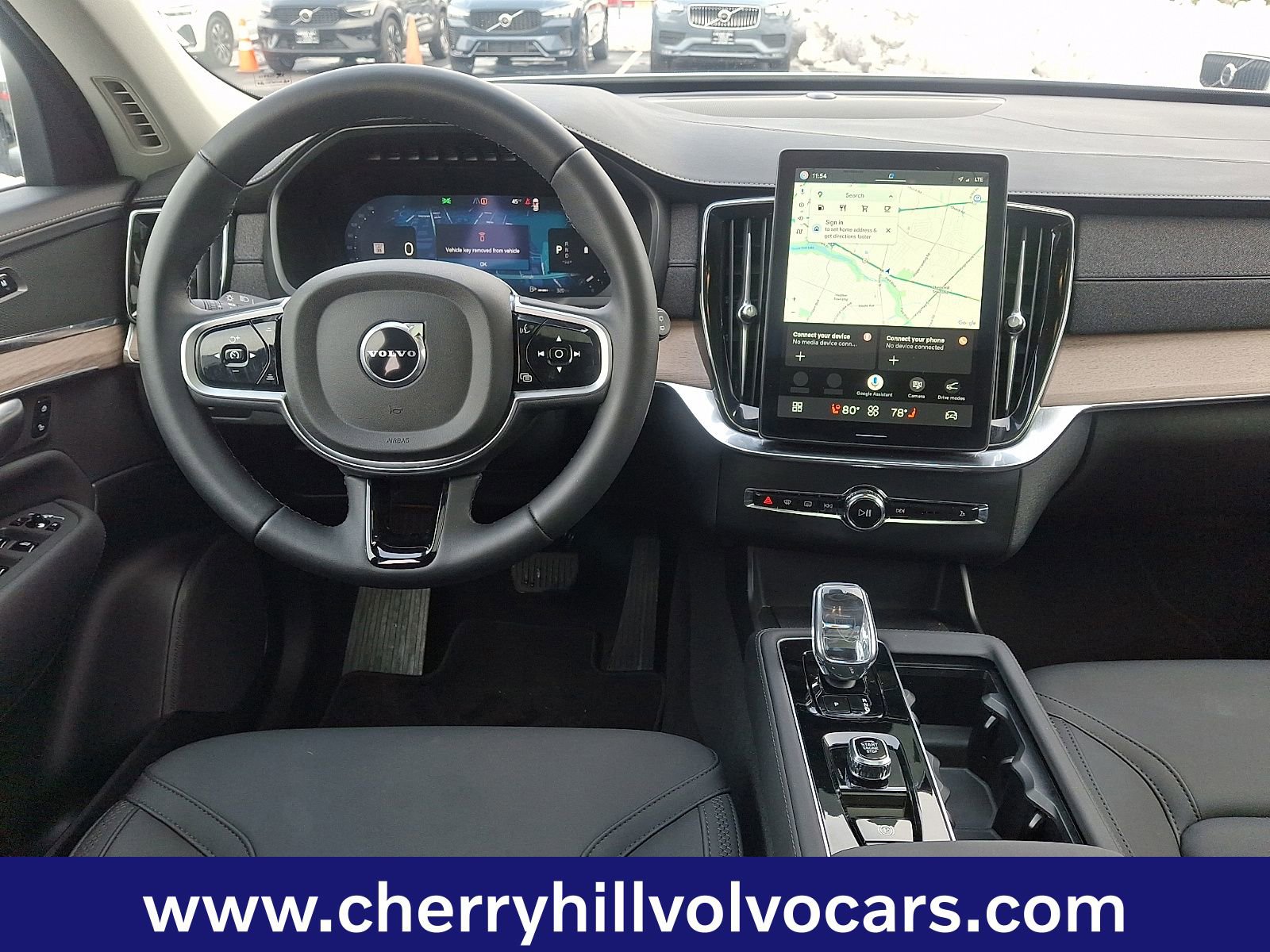 Certified 2025 Volvo XC90 B5 Plus image 12