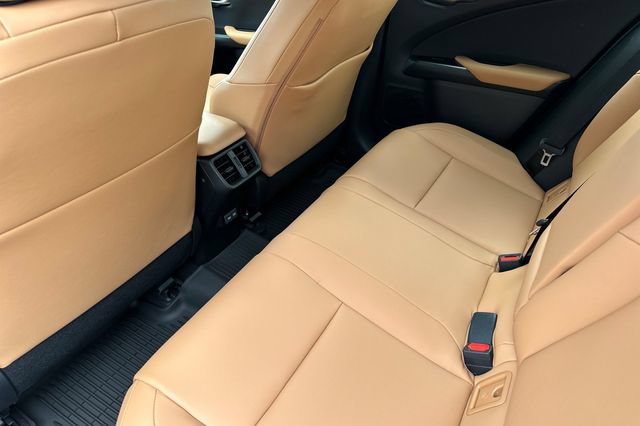 New 2026 Lexus UX 300h AWD image 10