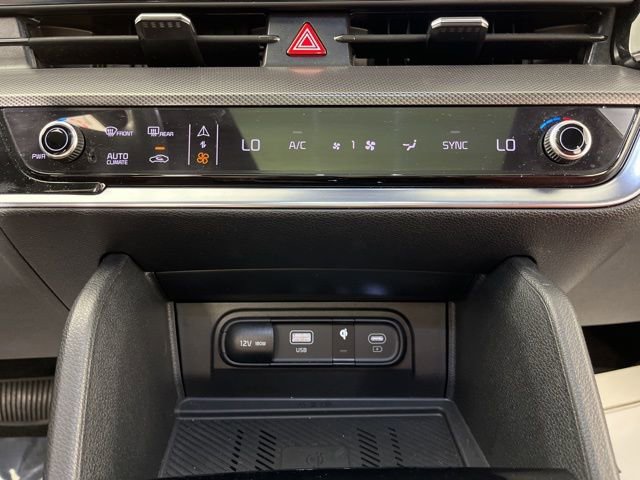 Used 2025 Kia Sportage SX image 27