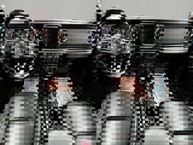 Used 2020 Jeep Wrangler Unlimited Sahara image 16