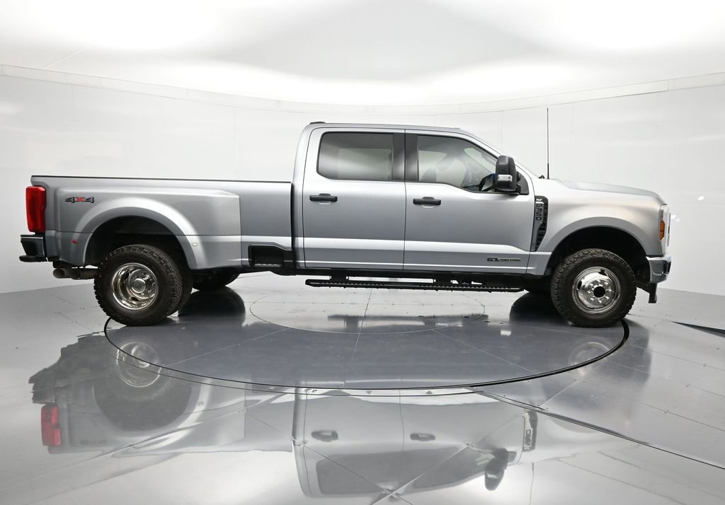Used 2024 Ford F350 XLT image 5