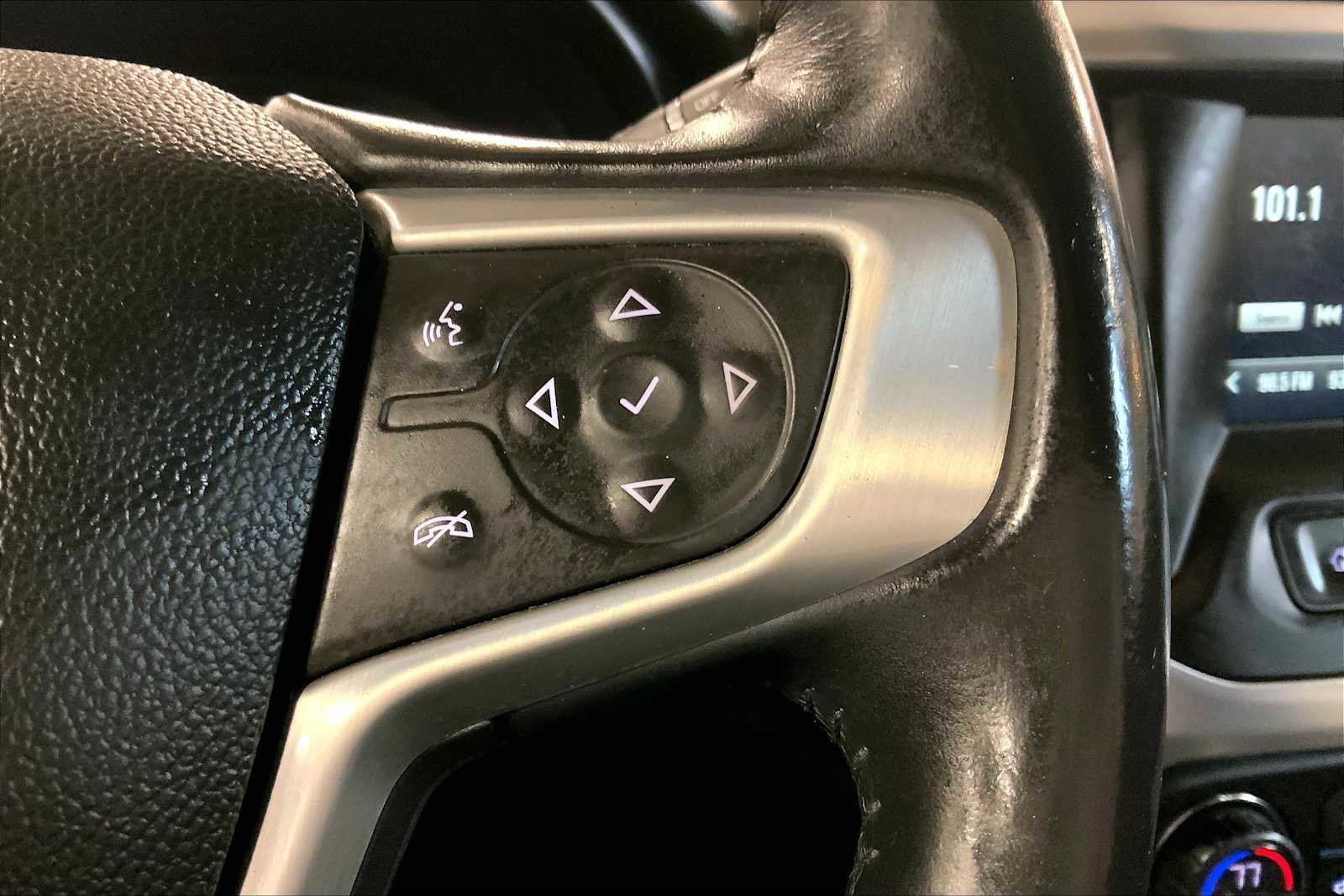 Used 2018 GMC Acadia SLE image 24