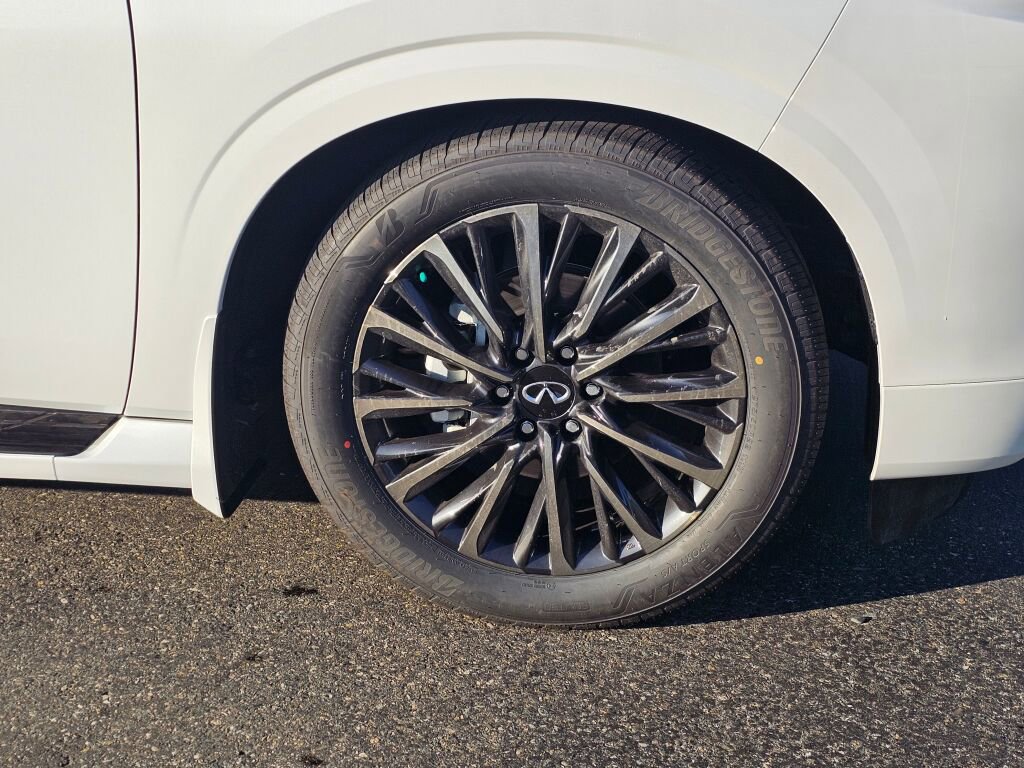 New 2026 INFINITI QX80 Autograph image 9