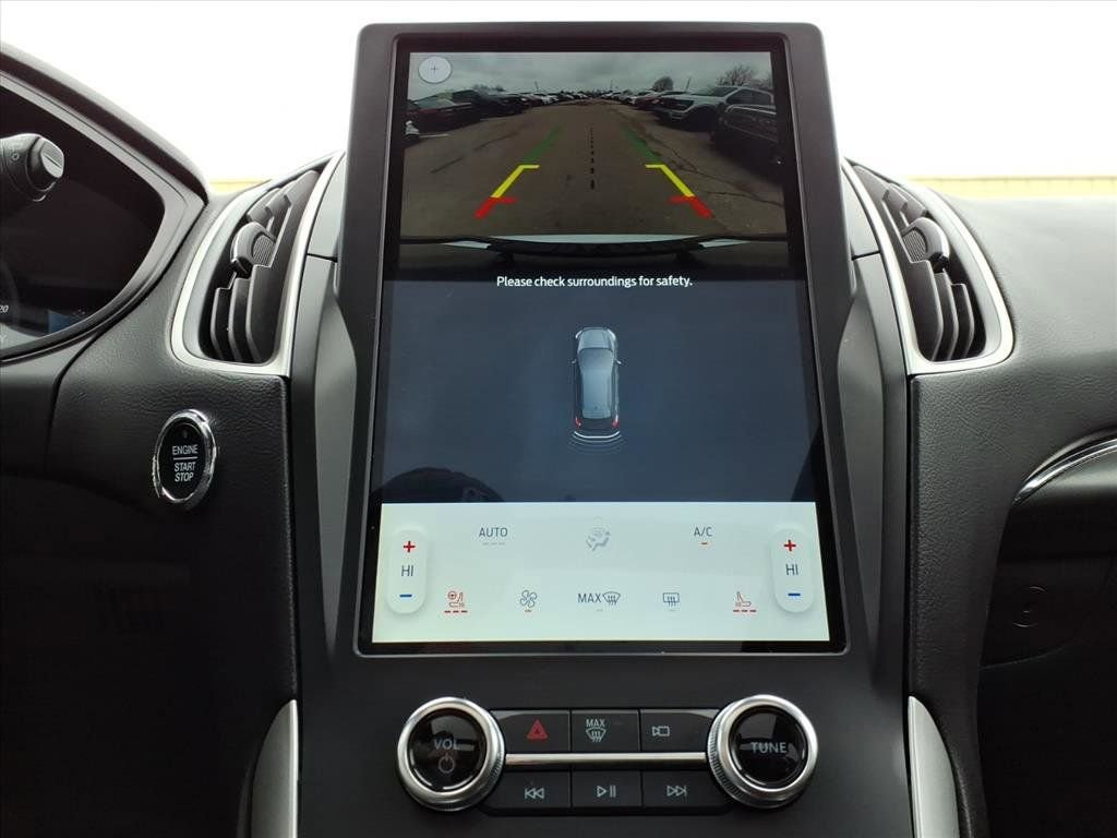 Used 2024 Ford Edge ST-Line image 19