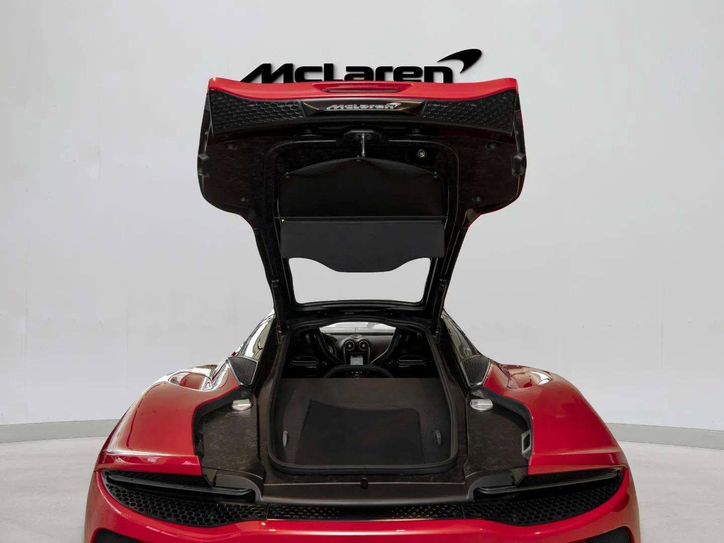 Used 2022 McLaren GT RWD image 33