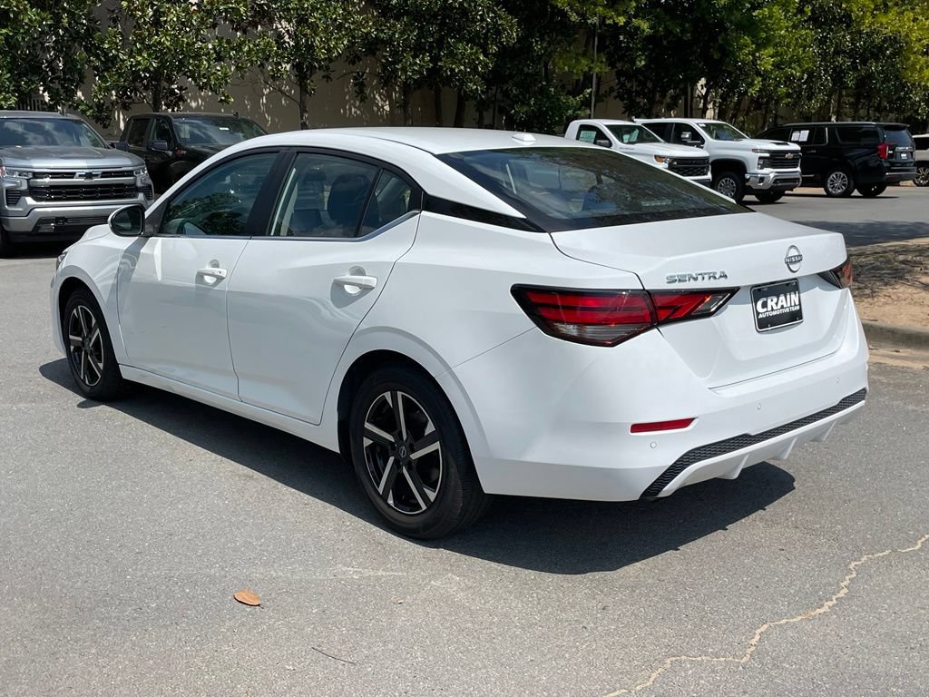 Used 2025 Nissan Sentra SV FWD image 5