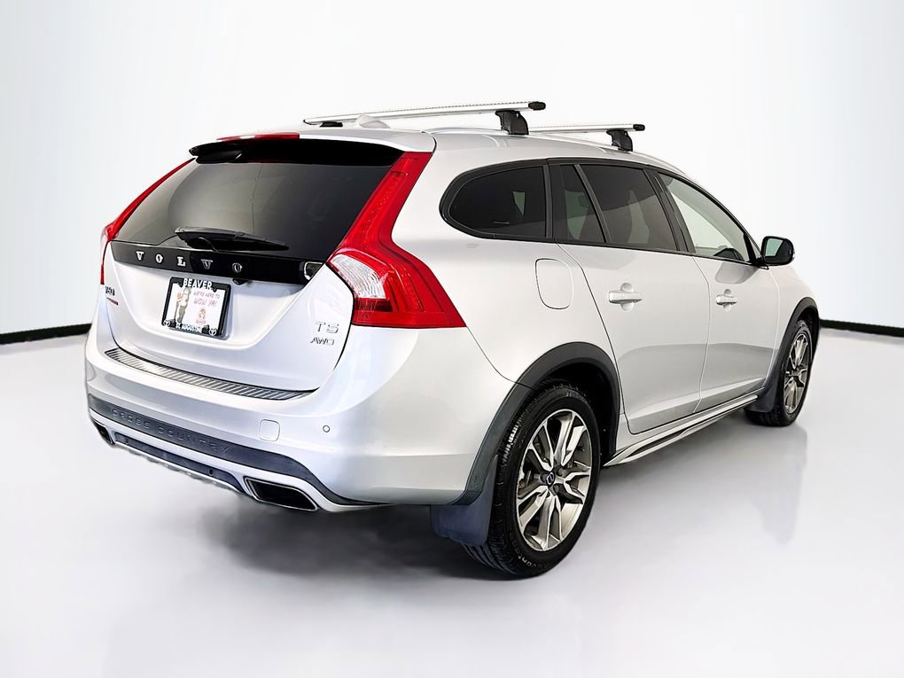 Used 2017 Volvo V60 T5 Cross Country w/ Climate Package AWD/4WD image 10