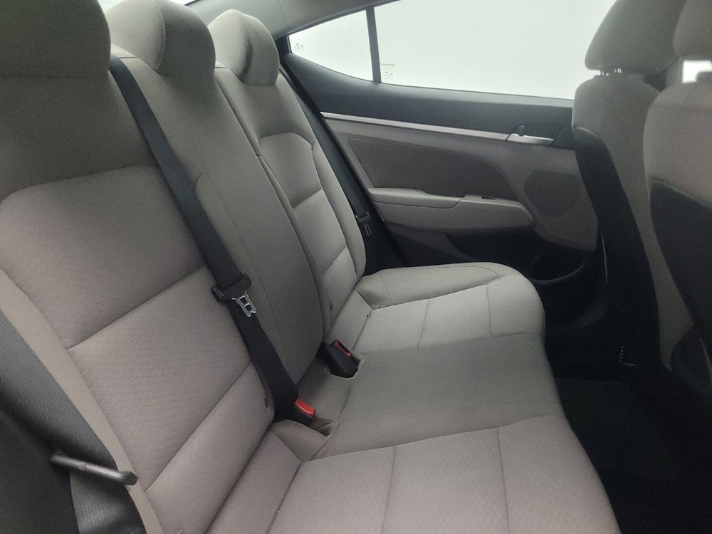 Used 2020 Hyundai Elantra SEL FWD image 19