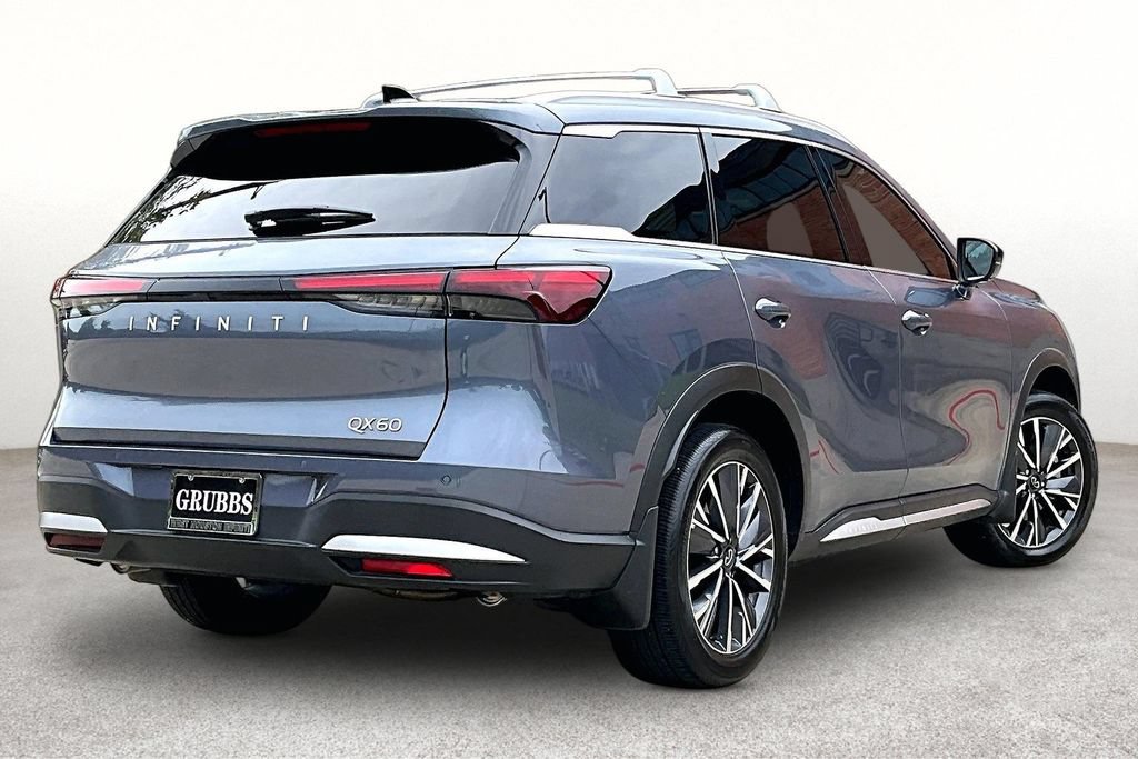 Used 2026 INFINITI QX60 Luxe w/ Cargo Package FWD image 2