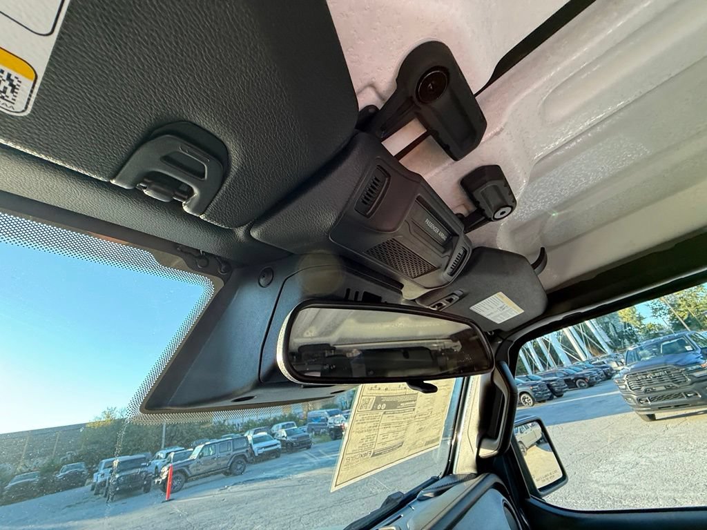 New 2026 Jeep Gladiator Sport AWD/4WD image 23