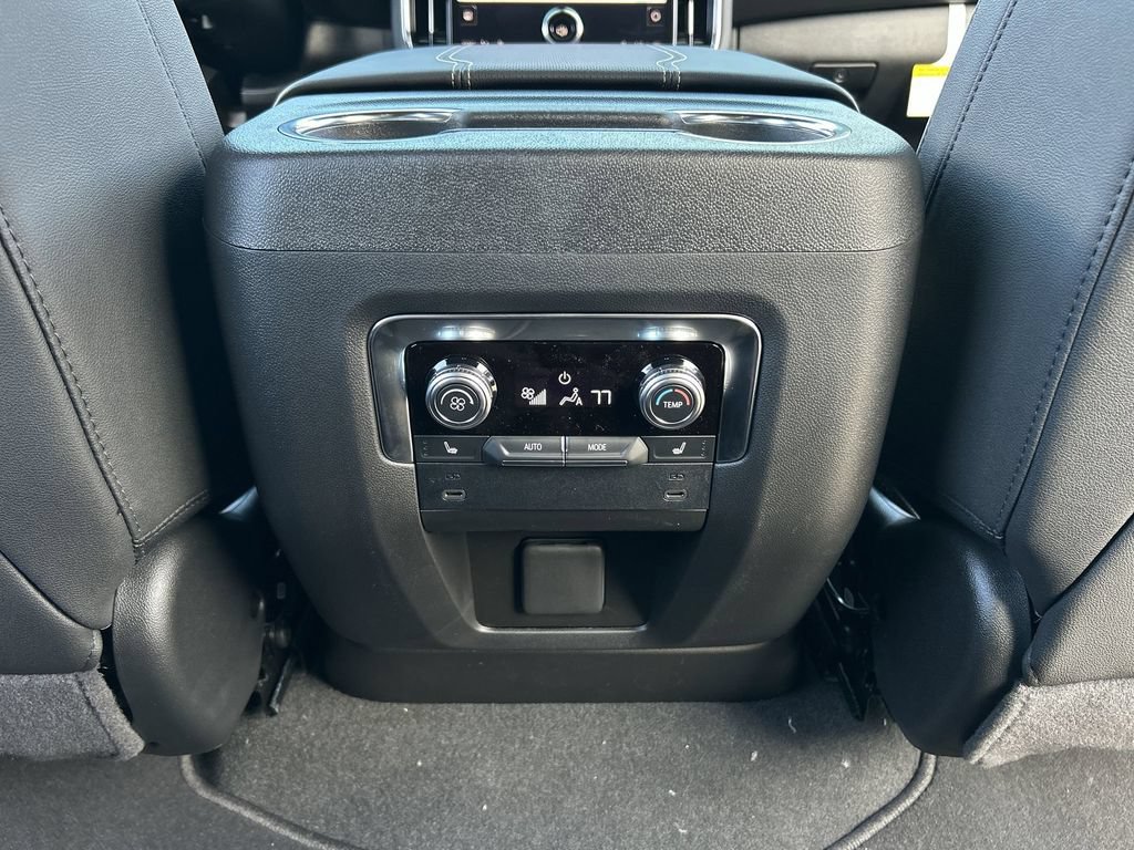 New 2026 GMC Yukon XL Elevation AWD/4WD image 21