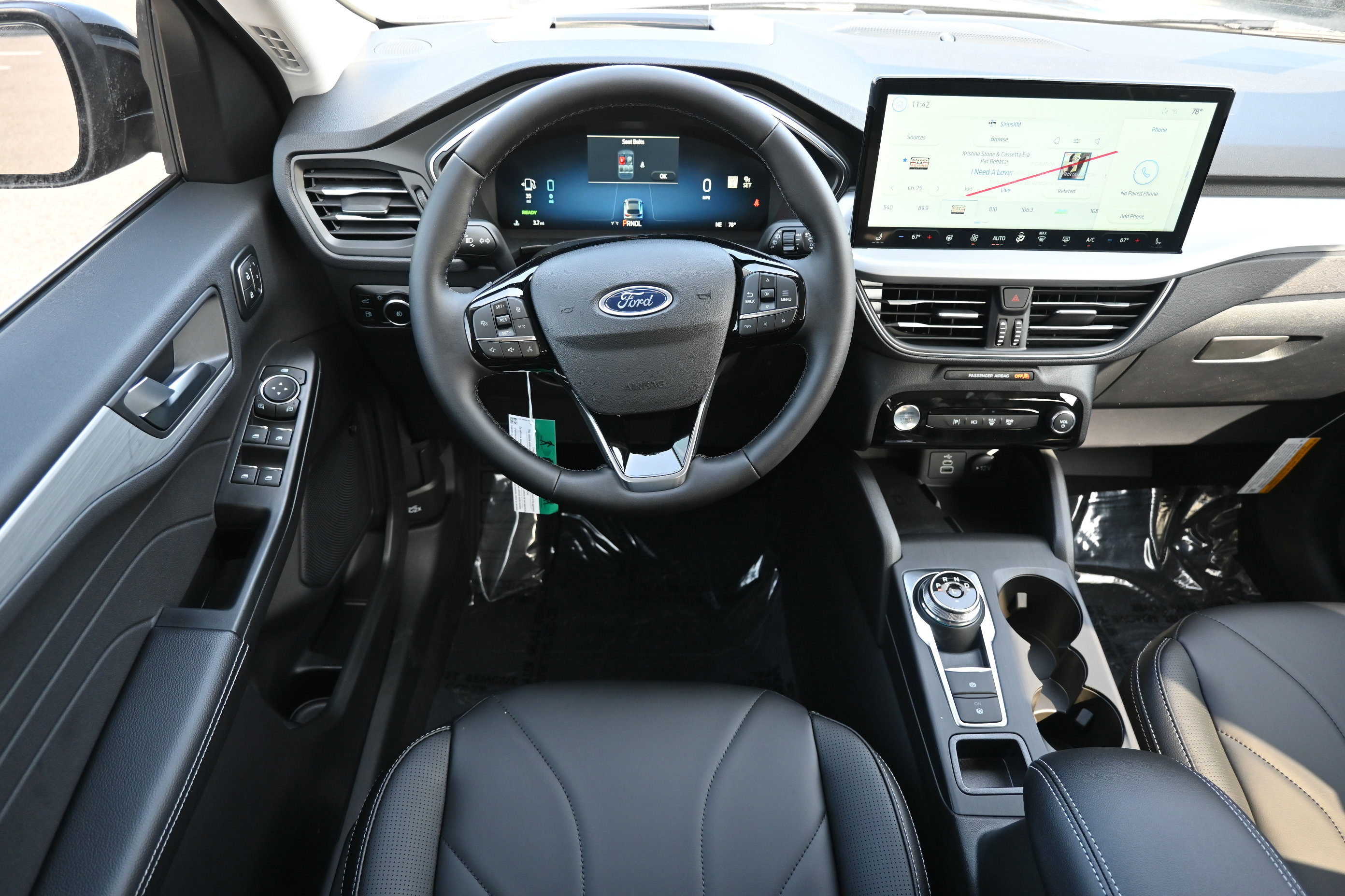 New 2026 Ford Escape SE w/ PHEV Premium Package FWD image 21