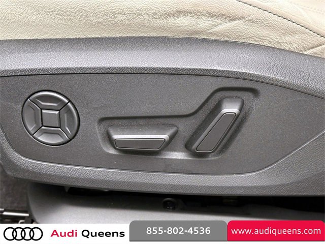 Used 2025 Audi Q6 e-tron Premium Plus image 21