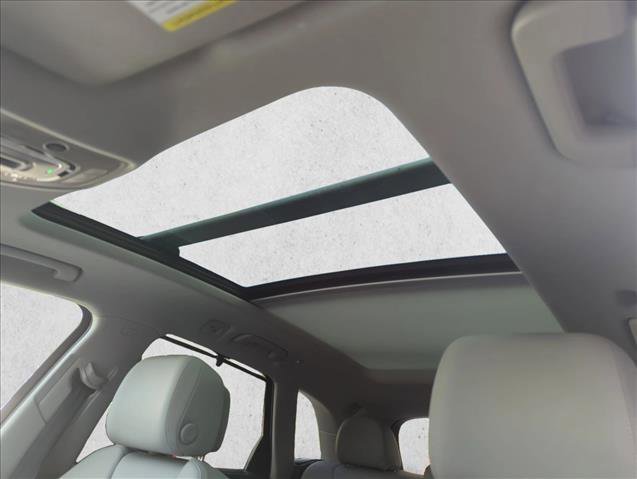 Used 2020 Audi Q5 e Prestige w/ Prestige Package image 20