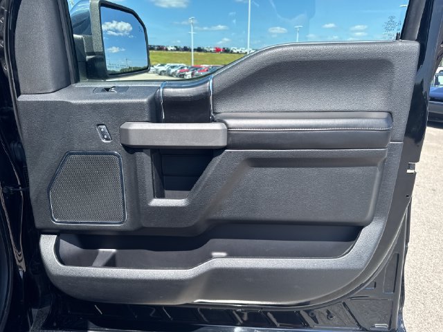 Used 2018 Ford F150 Platinum w/ Equipment Group 701A Luxury AWD/4WD image 29