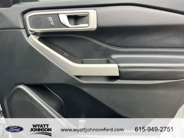 Certified 2022 Ford Explorer XLT w/ Equipment Group 202A image 25