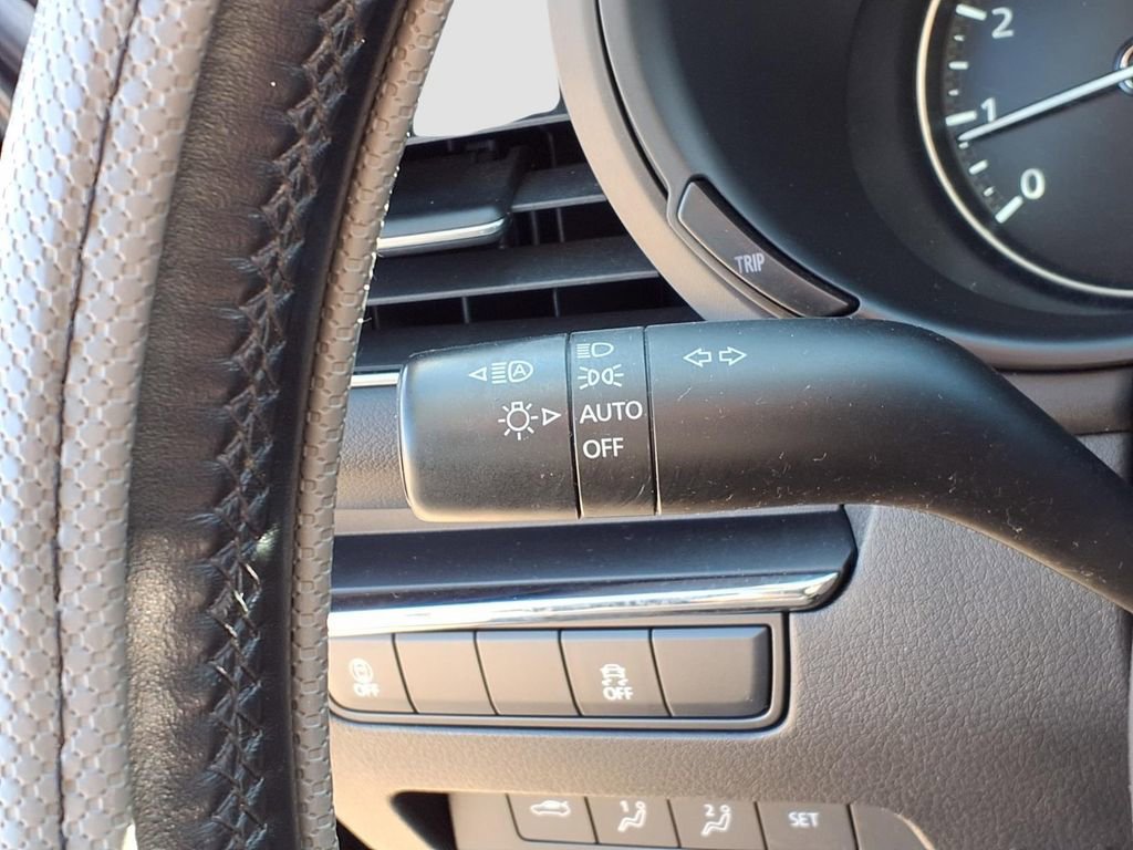 Used 2023 MAZDA MAZDA3 s image 19